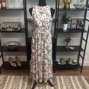 Floral Sleeveless Maxi Dress